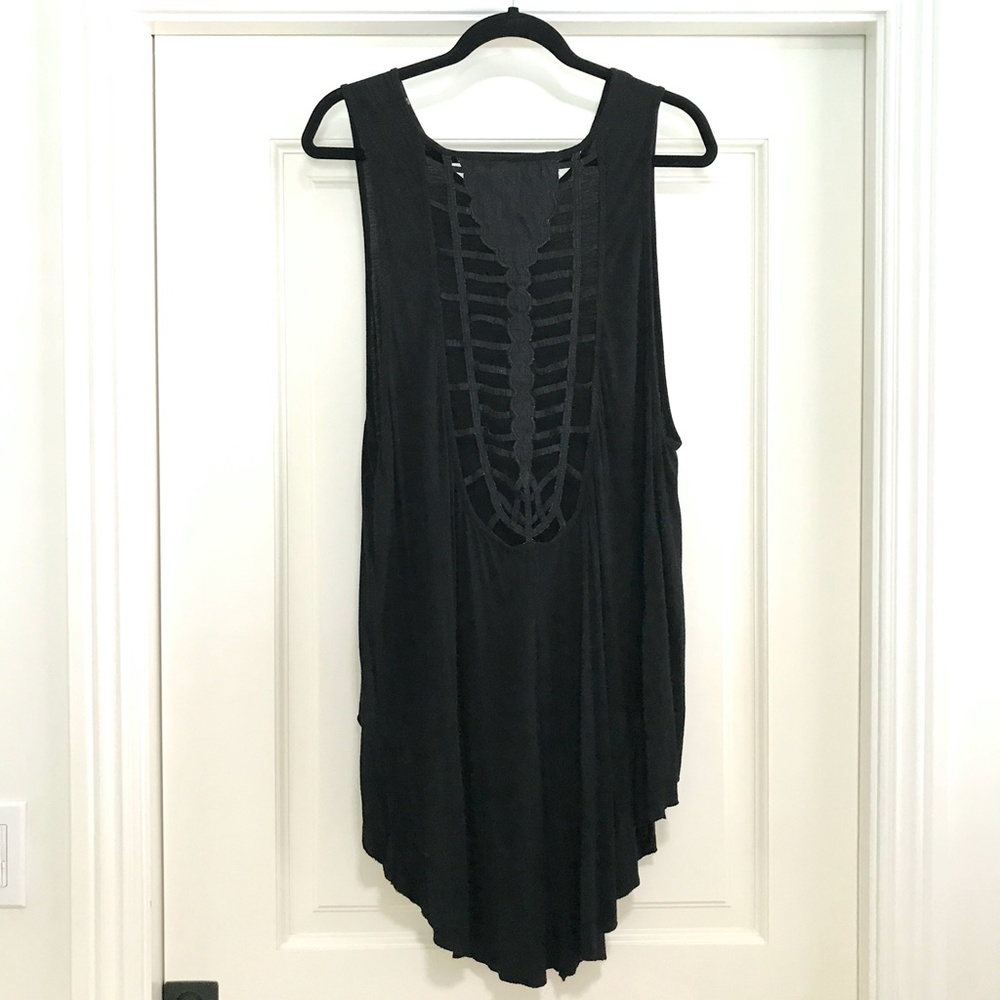 Asos Black Top with Cut-Out Backside - Size 4 - Picture 3 of 4